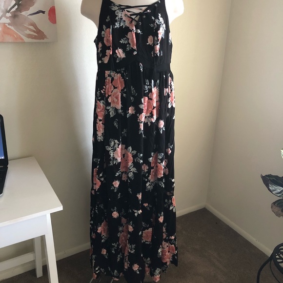 Floral maxi dress - Picture 2 of 3